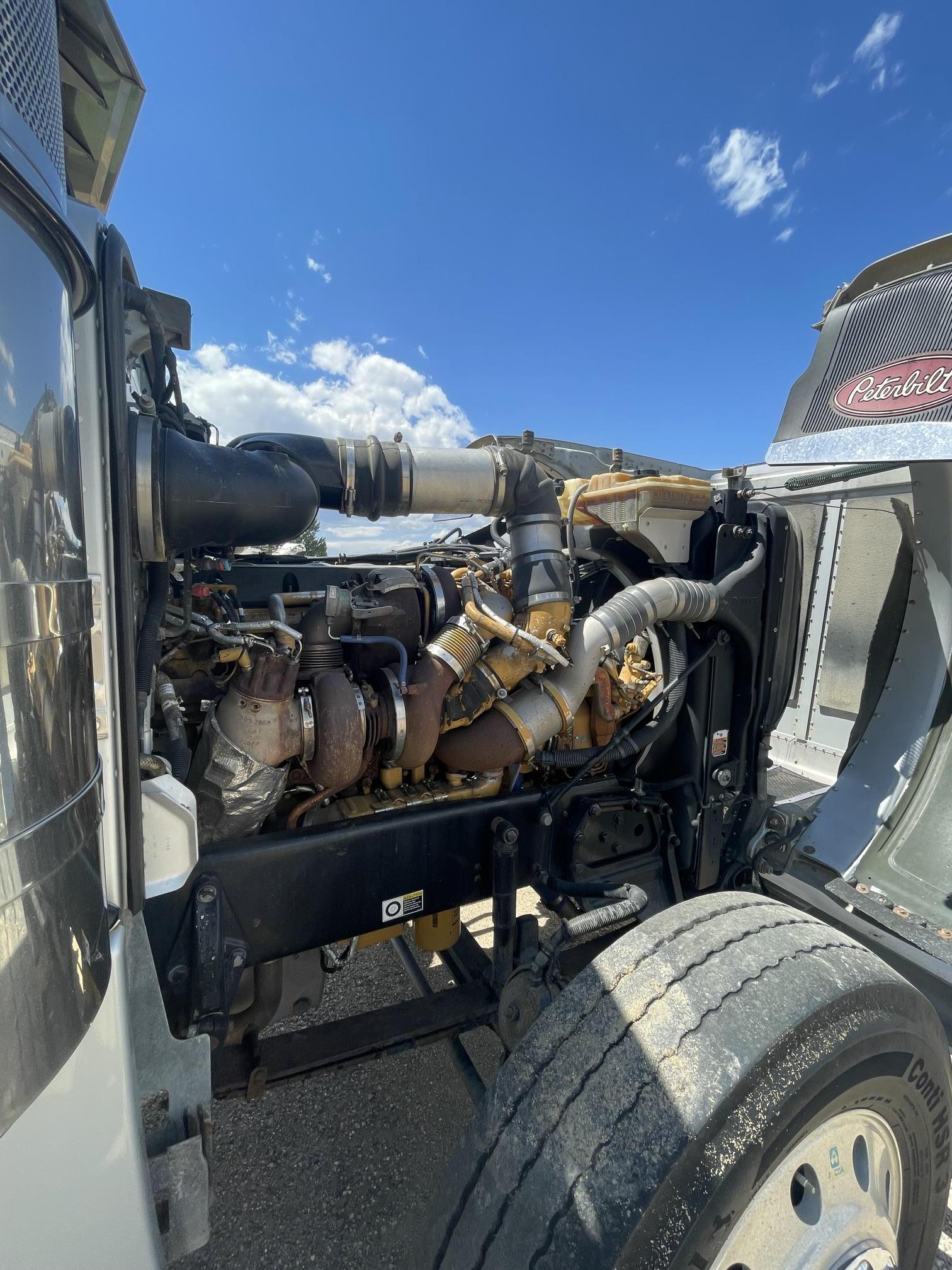 2008 PETERBILT 388 - Image 18
