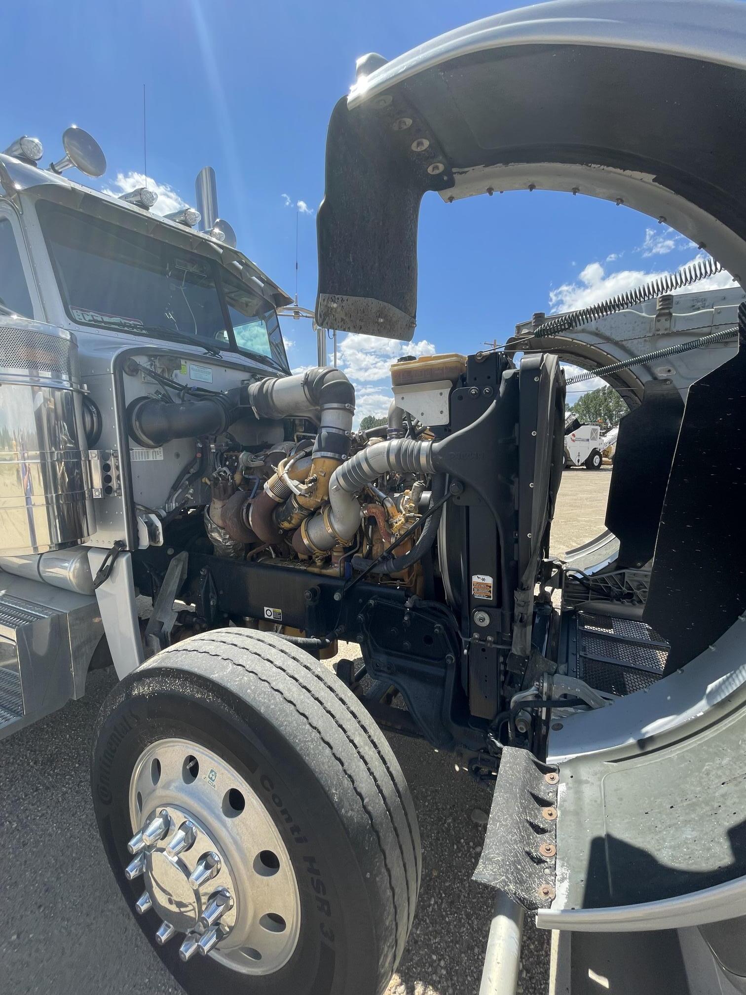 2008 PETERBILT 388 - Image 21