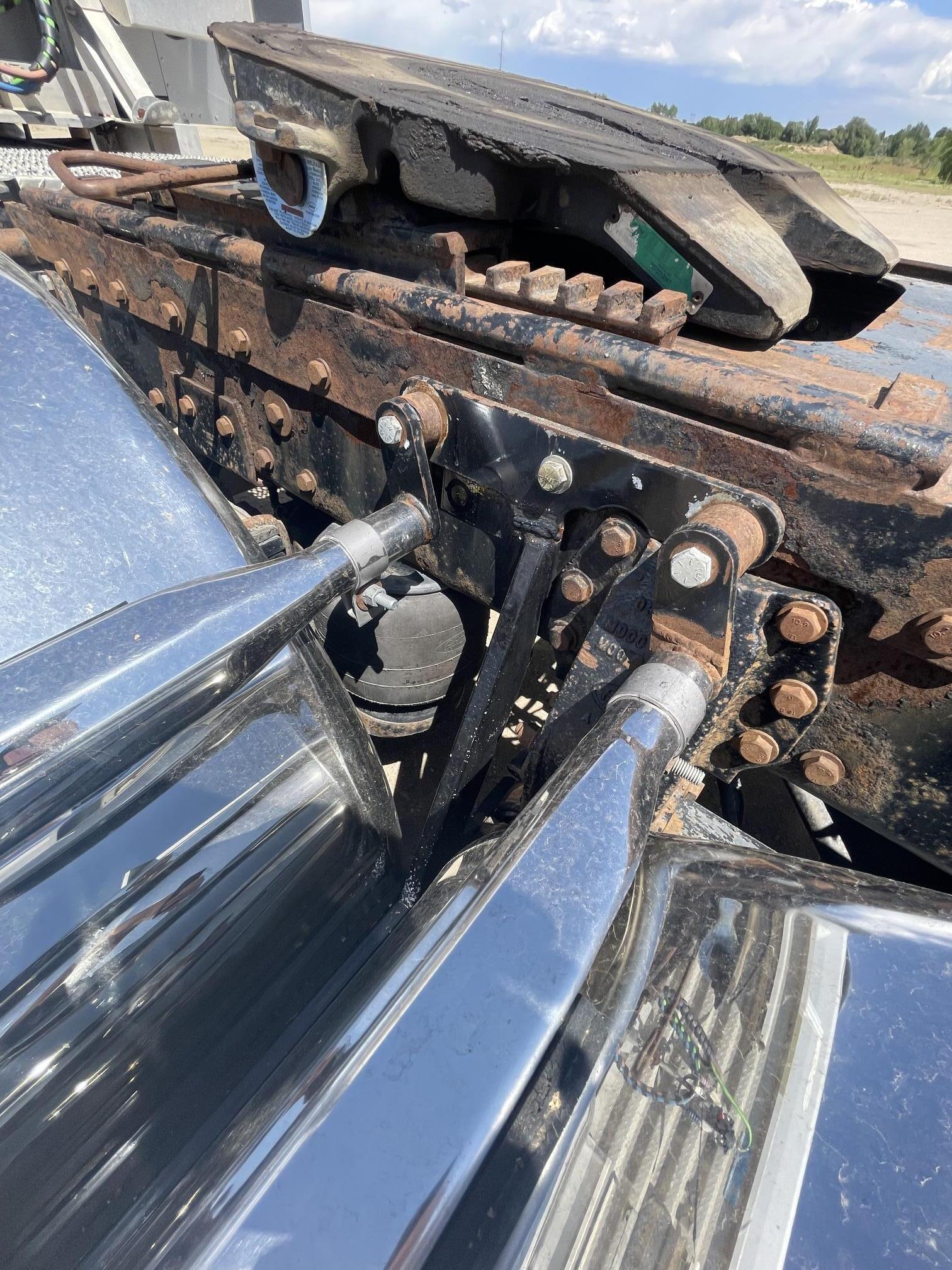 2008 PETERBILT 388 - Image 23