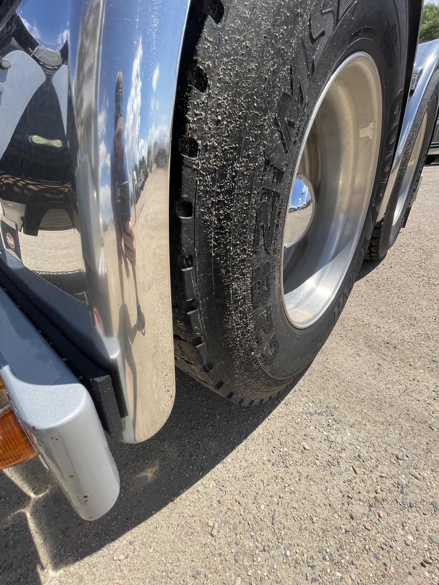 2008 PETERBILT 388 - Image 27