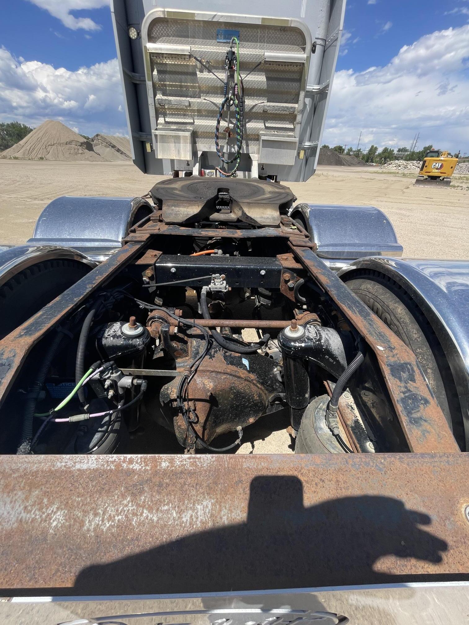 2008 PETERBILT 388 - Image 32