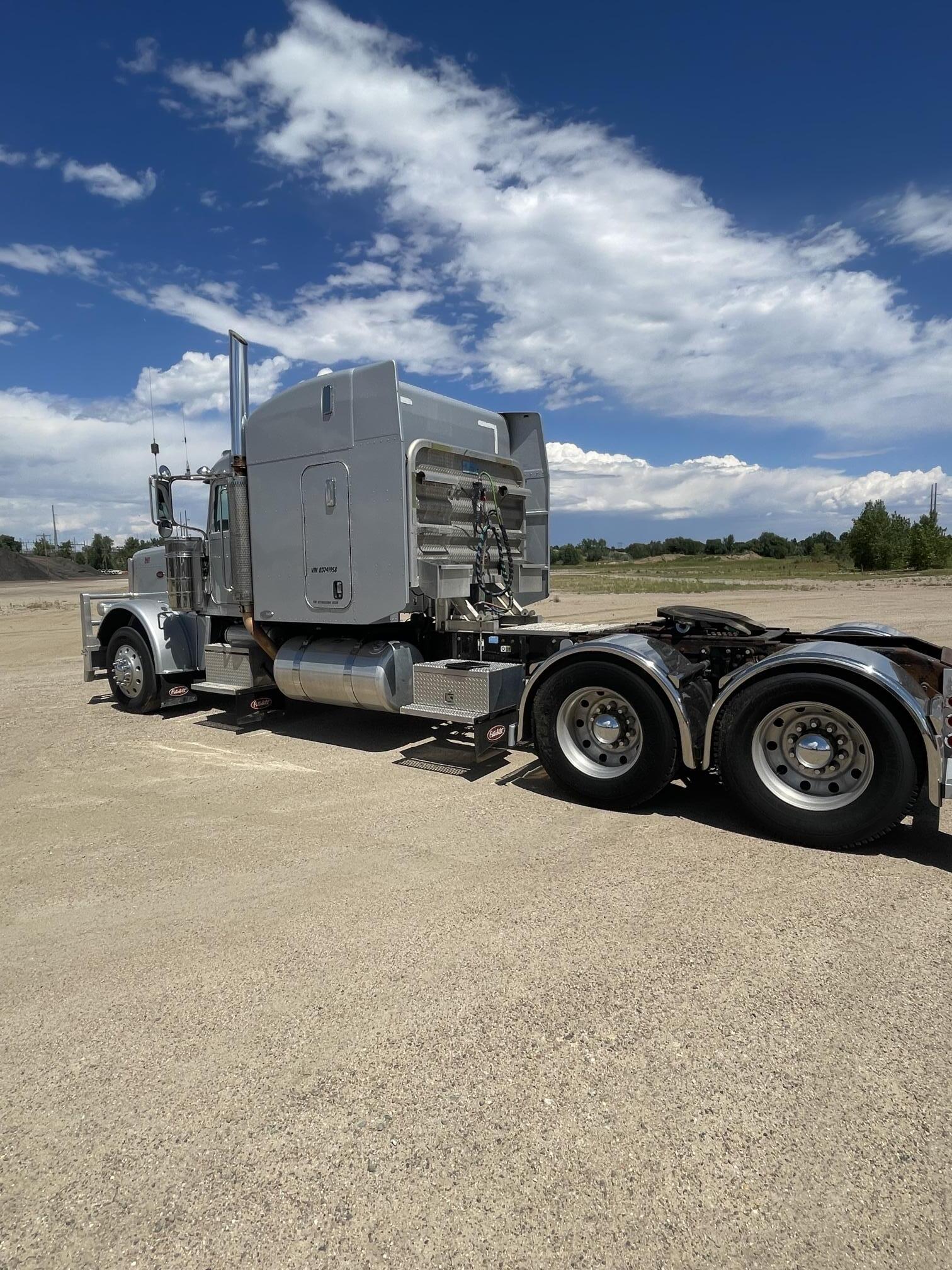 2008 PETERBILT 388 - Image 3
