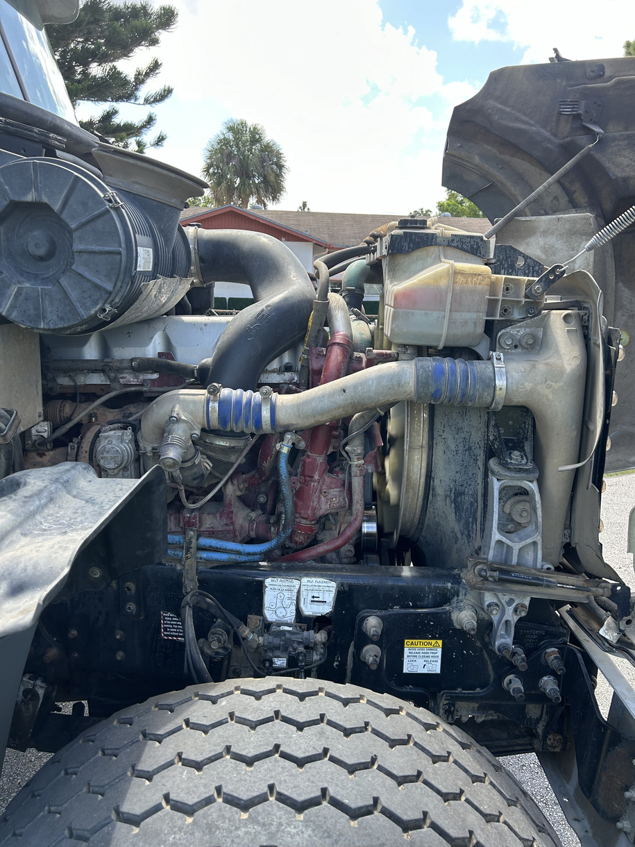 2008 MACK GU Granite - Image 13