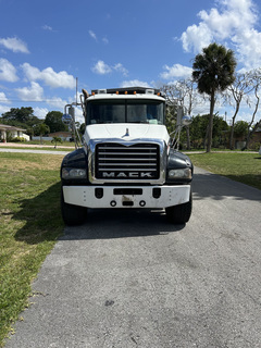 2008 MACK GU Granite - Image 3