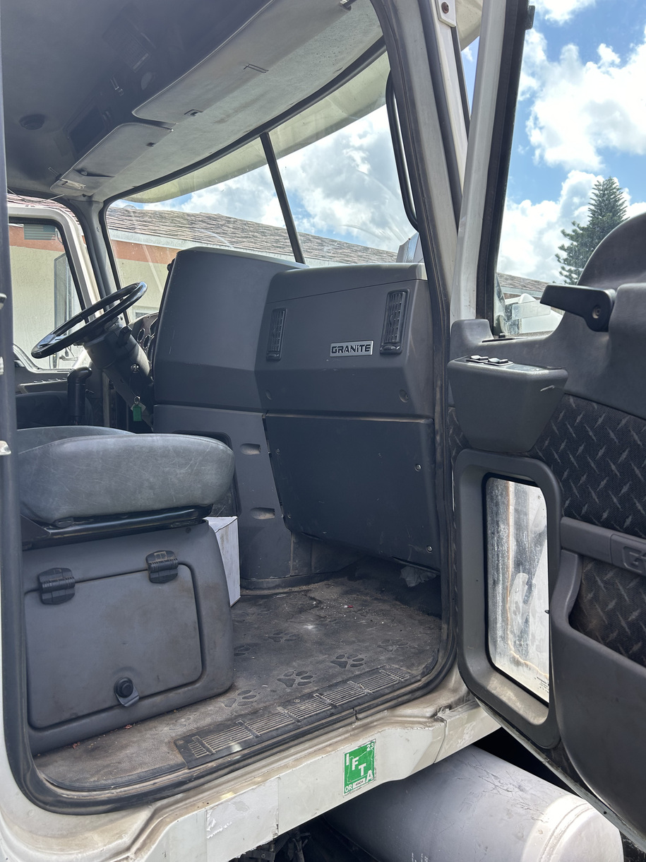 2008 MACK GU Granite - Image 17