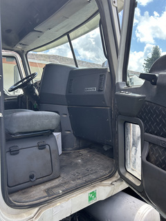 2008 MACK GU Granite - Image 17