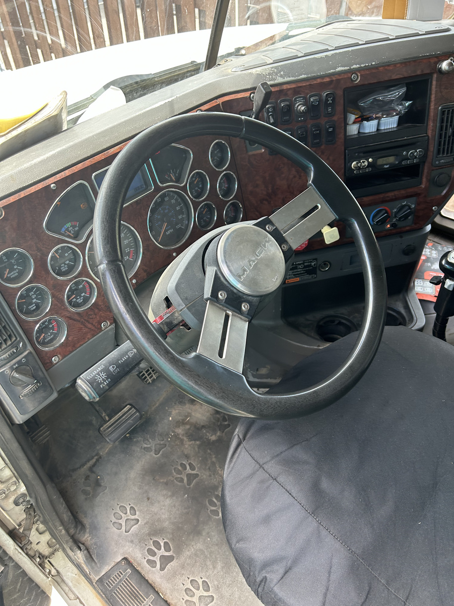 2008 MACK GU Granite - Image 19