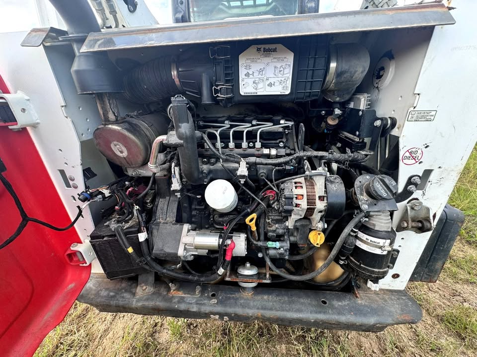 2017 BOBCAT T595 - Image 8