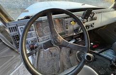 2004 FREIGHTLINER FL112 - Image 24