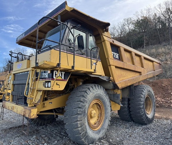 2006 CATERPILLAR 775E