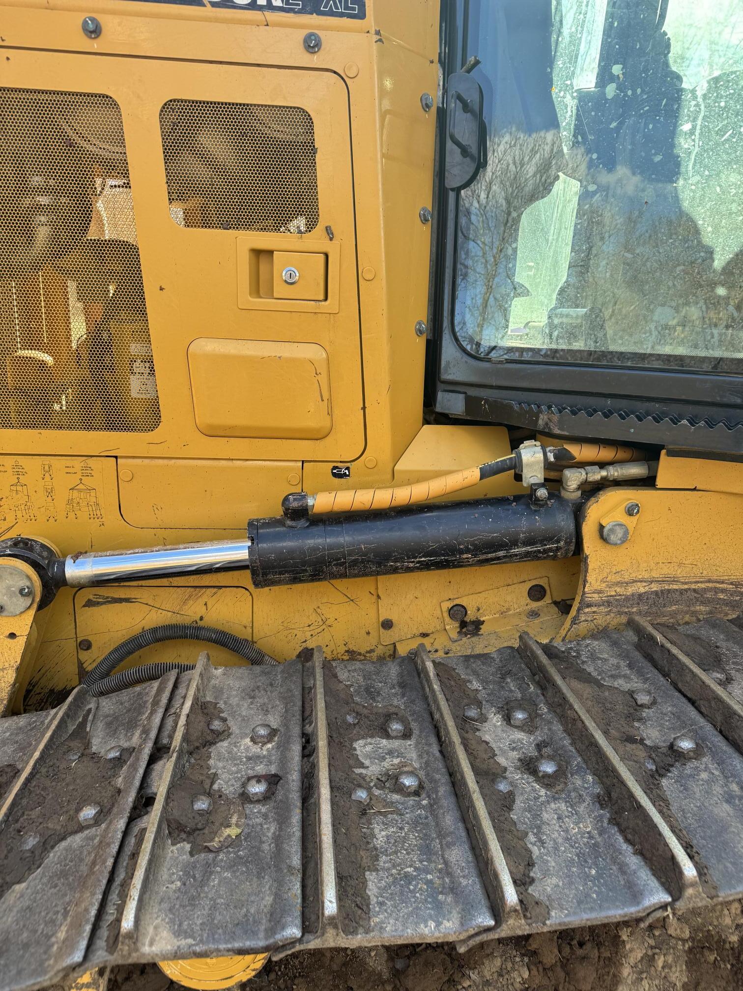 2019 CATERPILLAR D6K2 XL - view 15 of 46