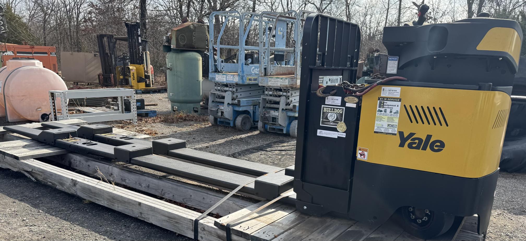 2016 YALE Lift Truck Model - view 1 of 19