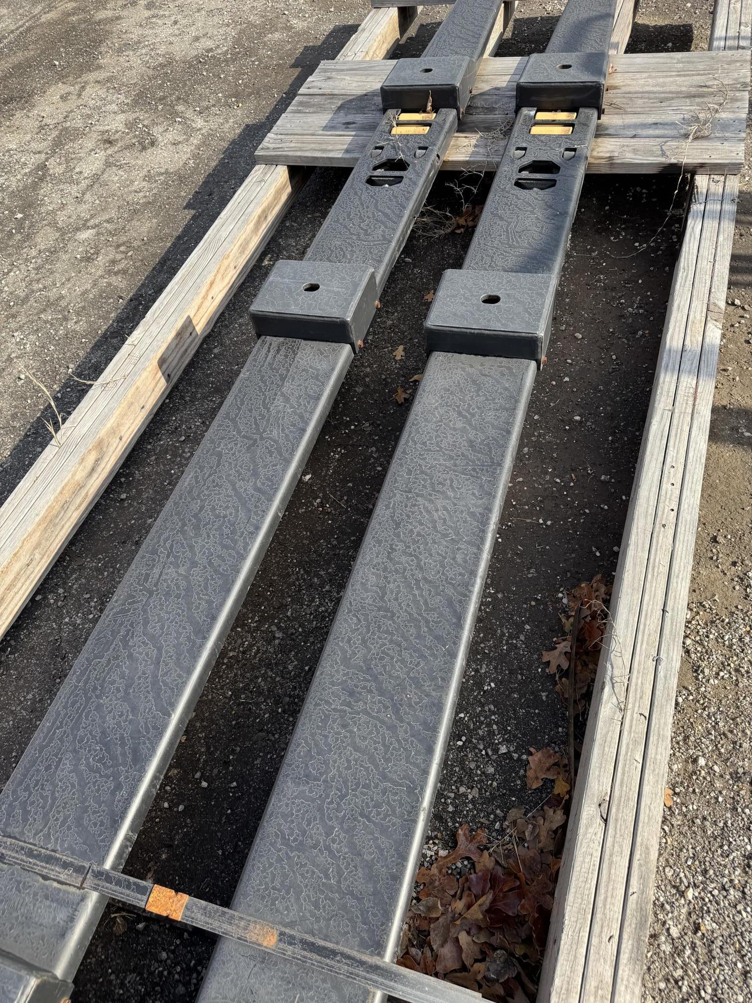 2016 YALE Lift Truck Model - view 15 of 19