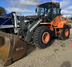 2018 DOOSAN DL 220 - Image 2