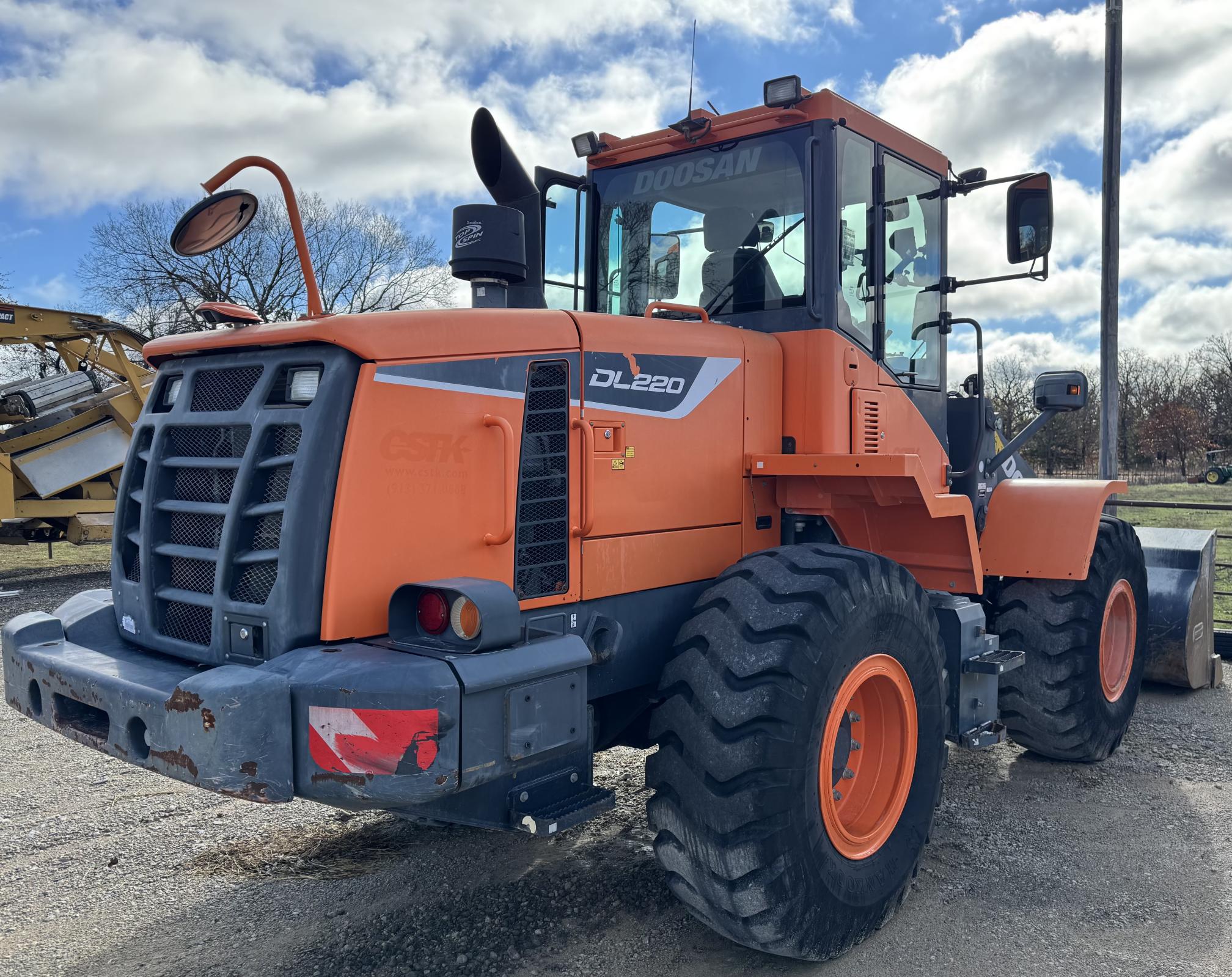 2018 DOOSAN DL 220 - Image 7