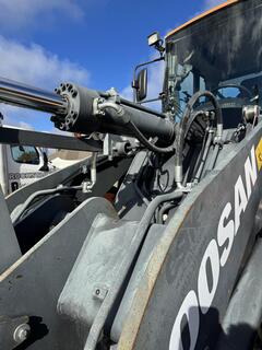 2018 DOOSAN DL 220 - Image 40