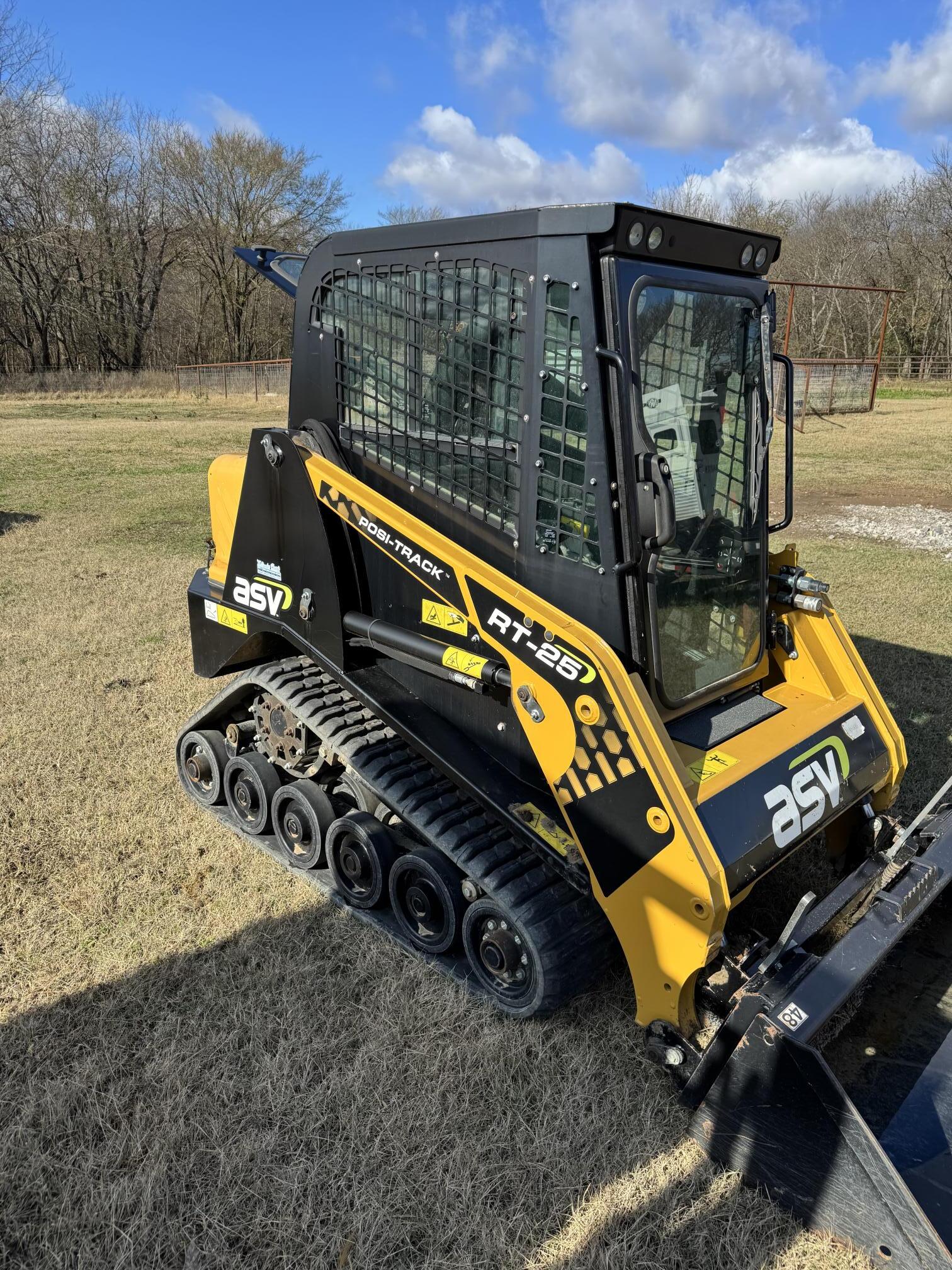 2022 ASV RT-25 - view 9 of 33