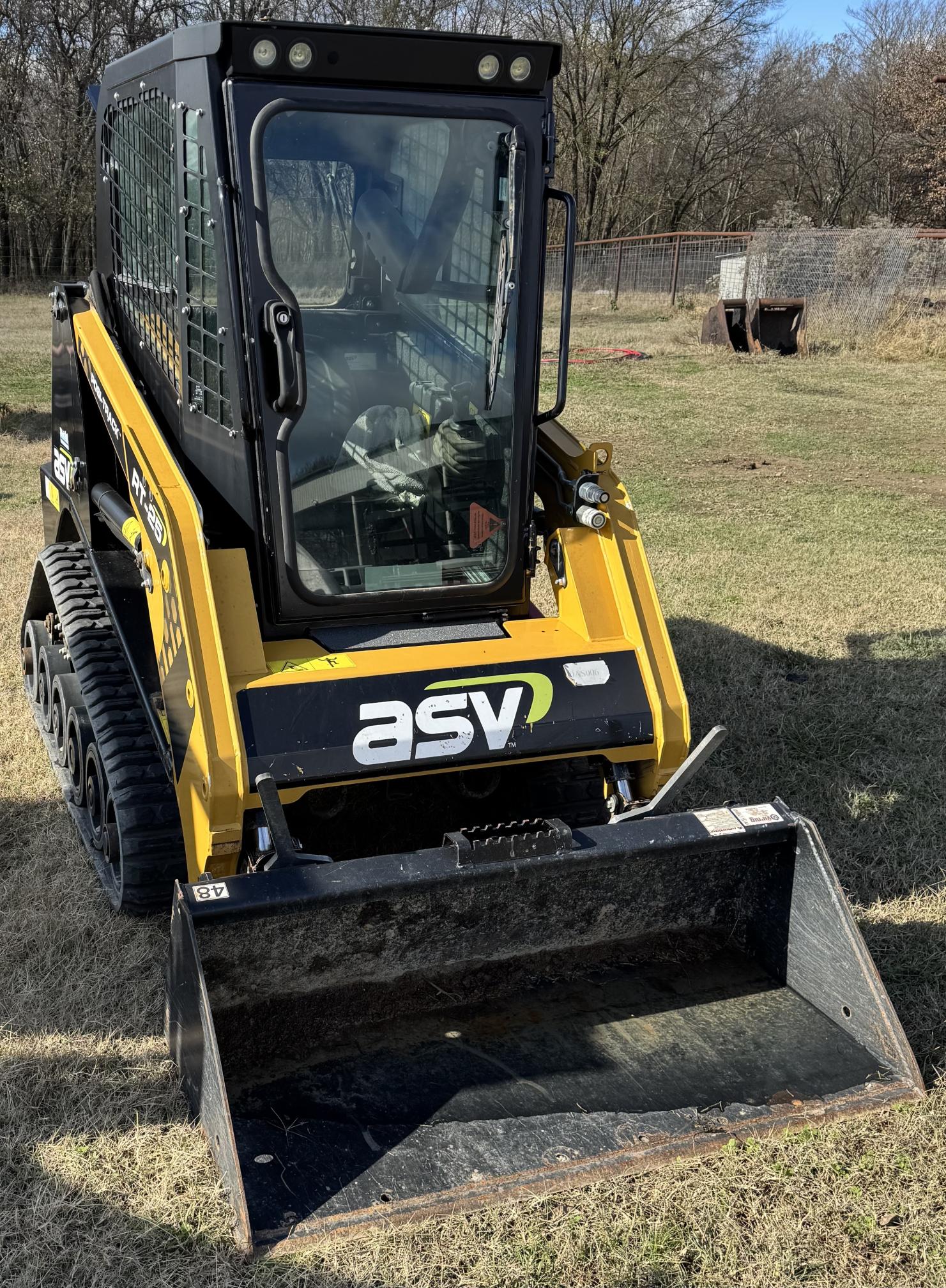 2022 ASV RT-25 - view 11 of 33