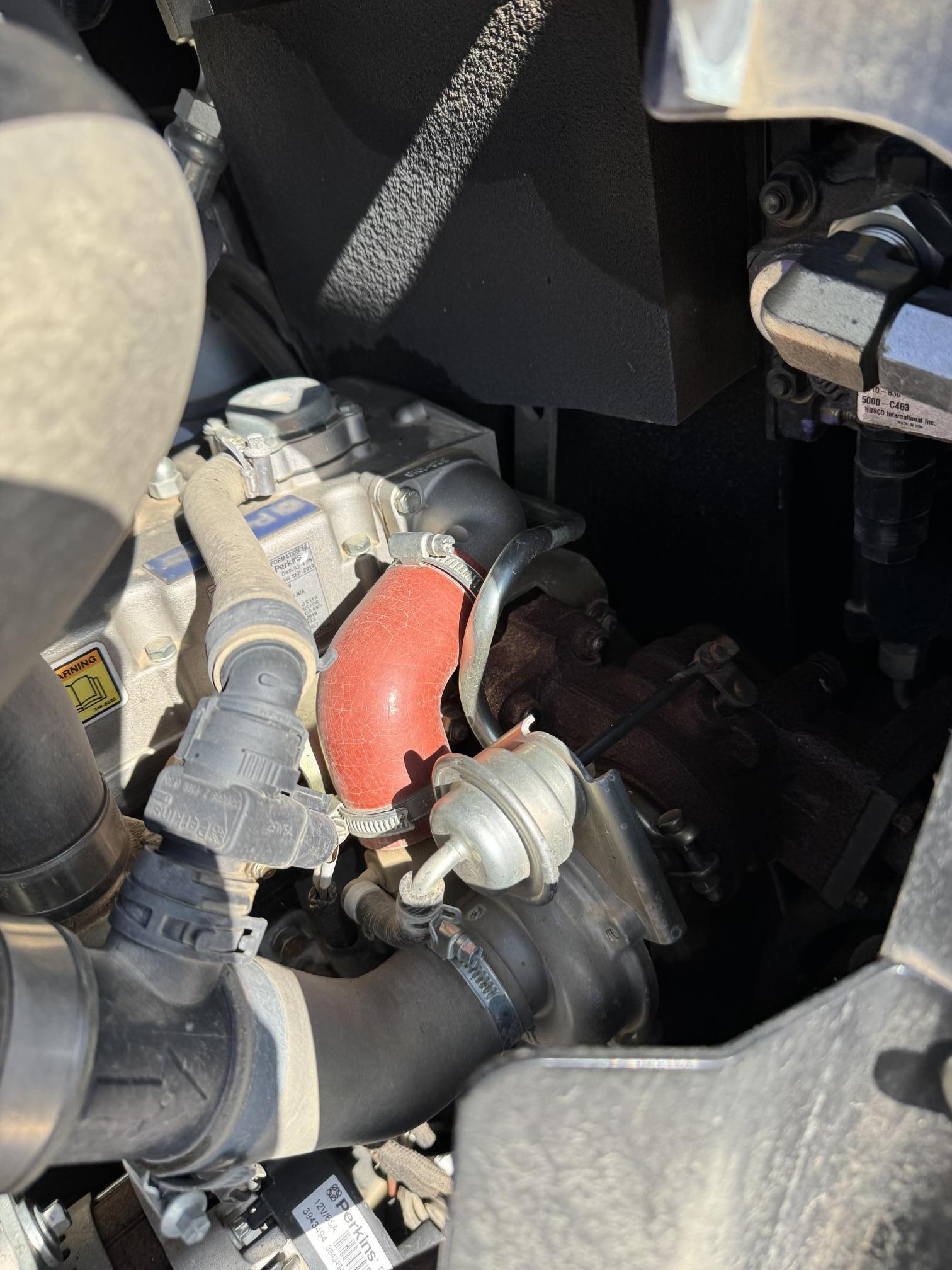 2022 ASV RT-25 - Image 28