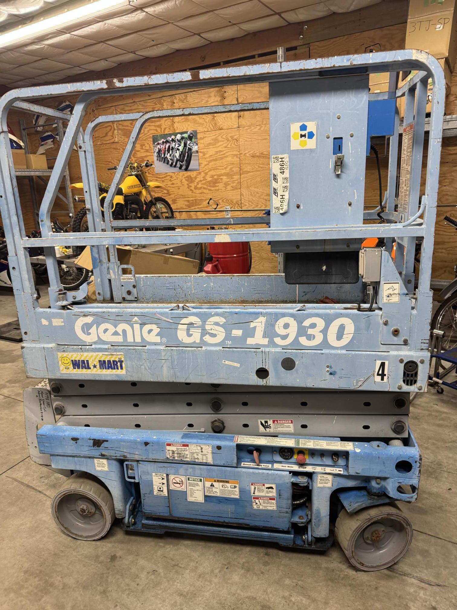 2002 GENIE GS-1930 - view 2 of 11