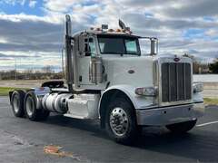 2013 PETERBILT 388 - Image 1