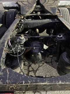 2013 PETERBILT 388 - Image 18