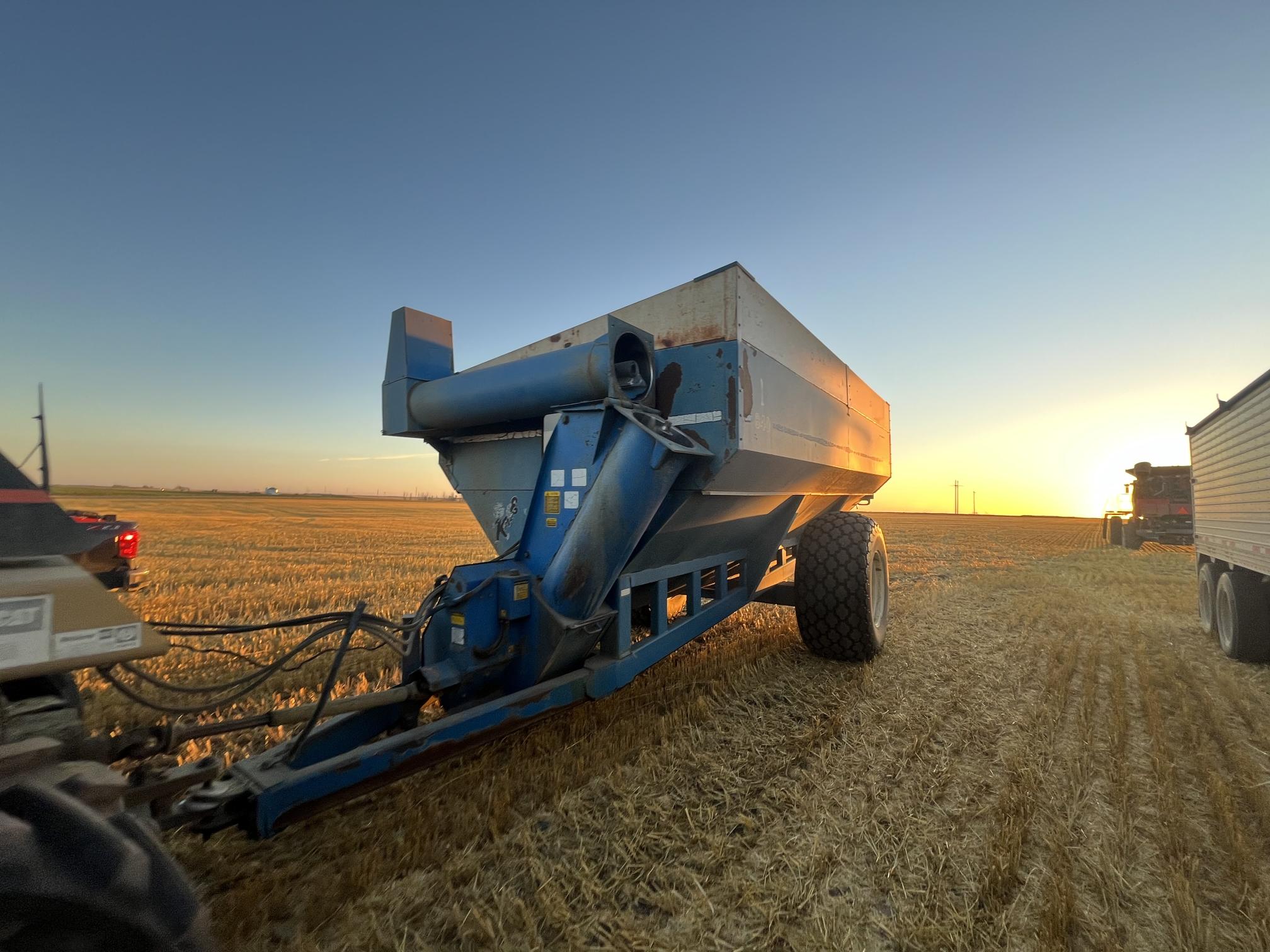 1993 KINZE 840 - Image 9