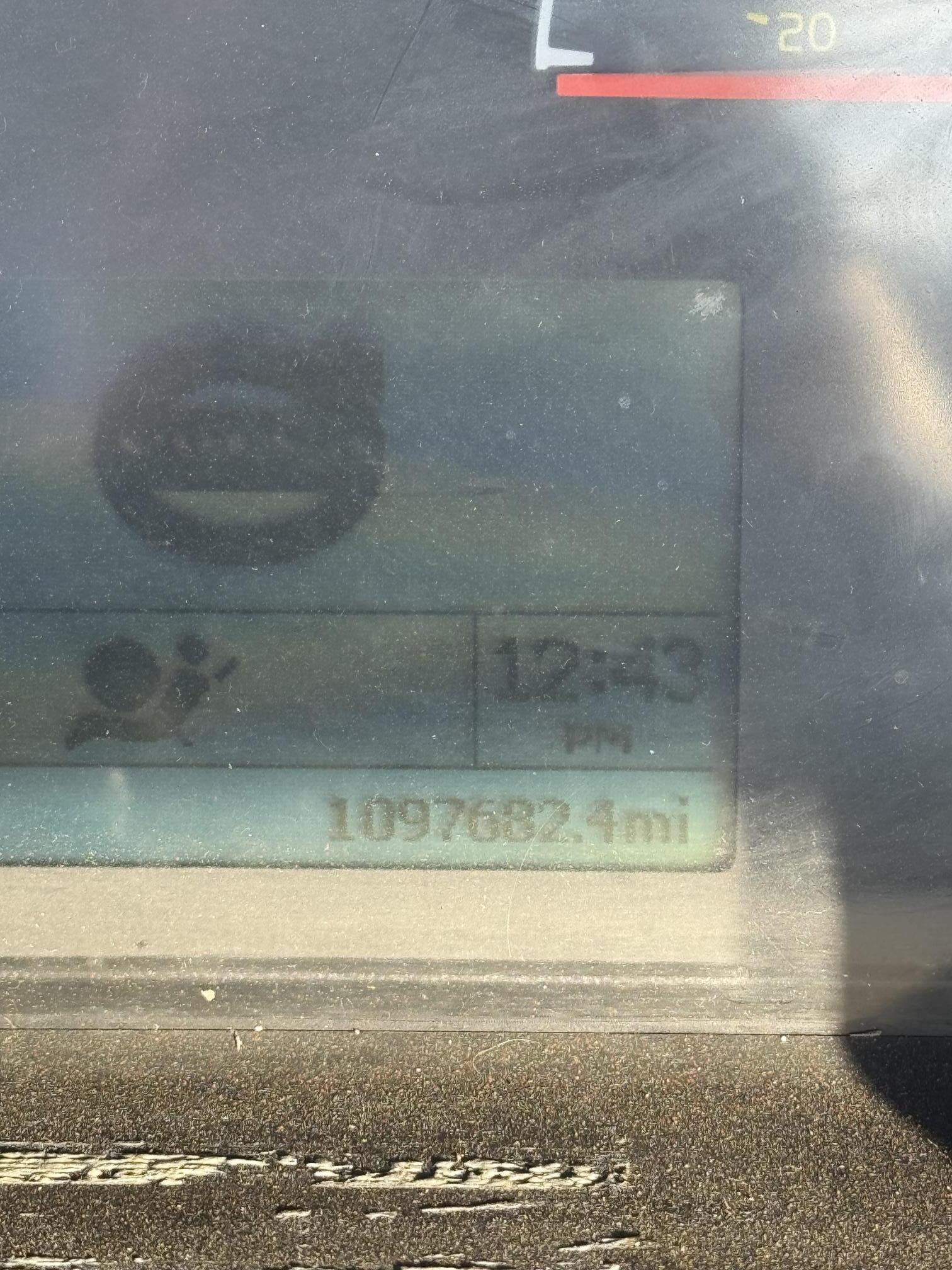 2006 VOLVO VNL42T - Image 16