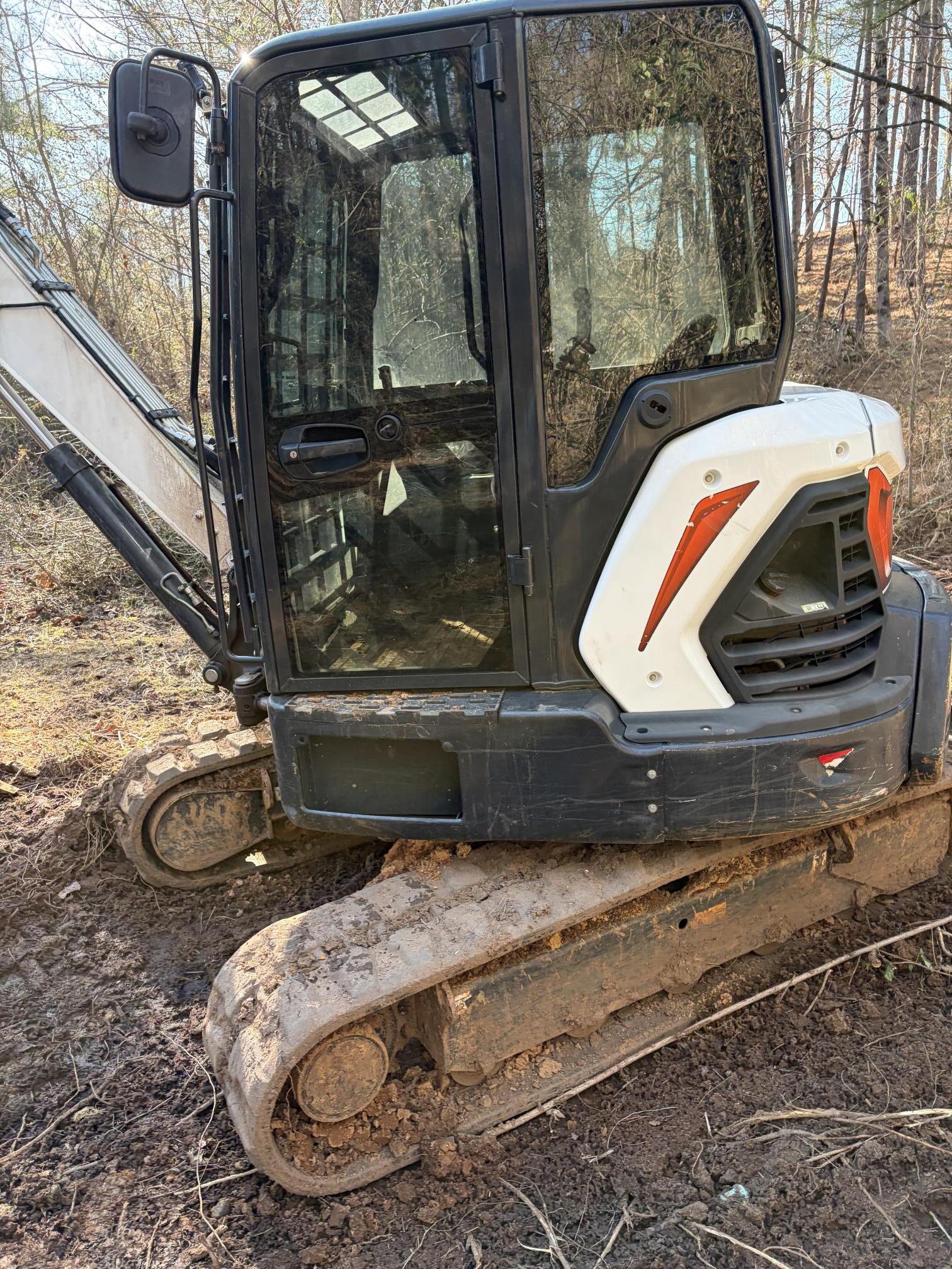 2023 BOBCAT E60 - view 4 of 14