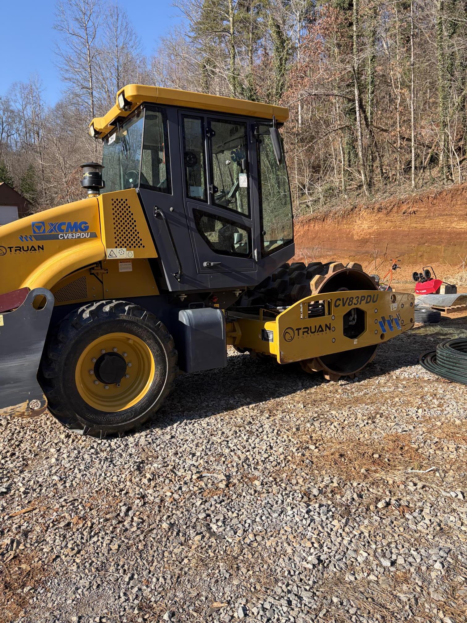 XCMG CV83PDU