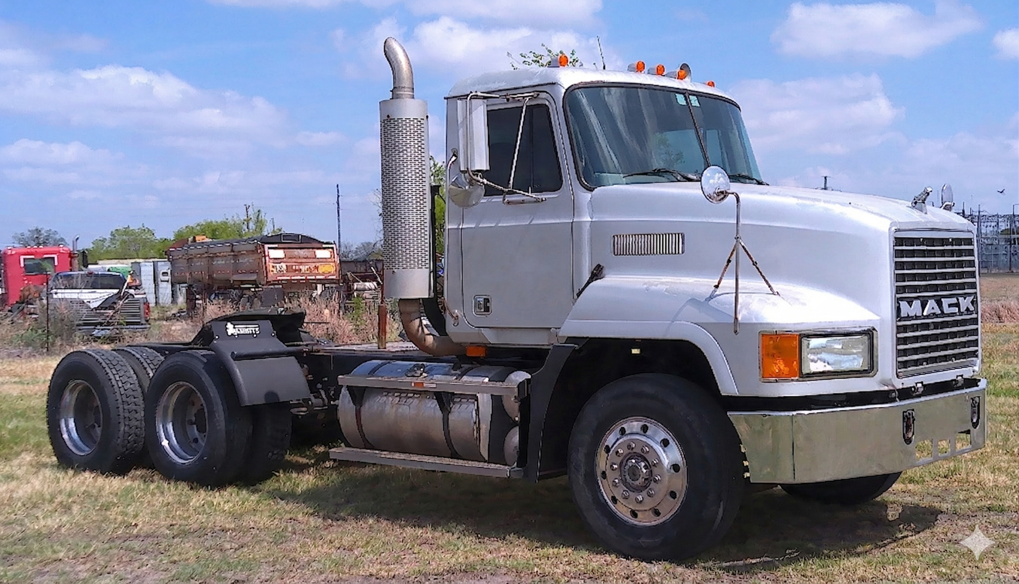 1993 MACK CH613 - view 1 of 25