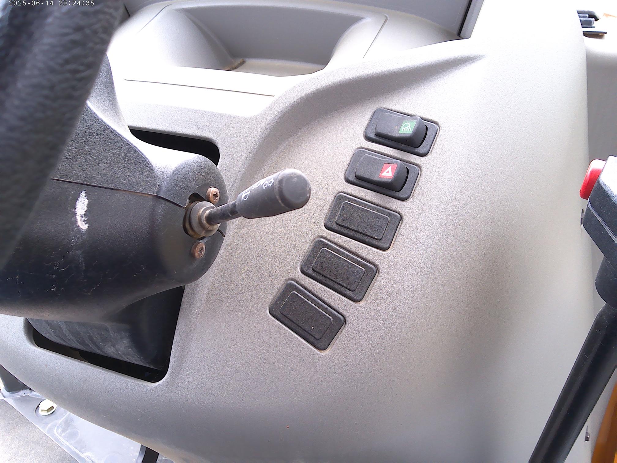 2024 CASE 580SN - view 20 of 26