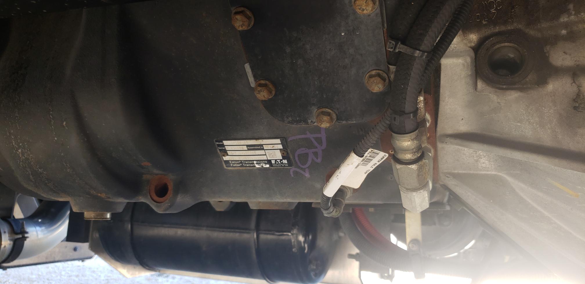 2024 PETERBILT 389 - Image 38