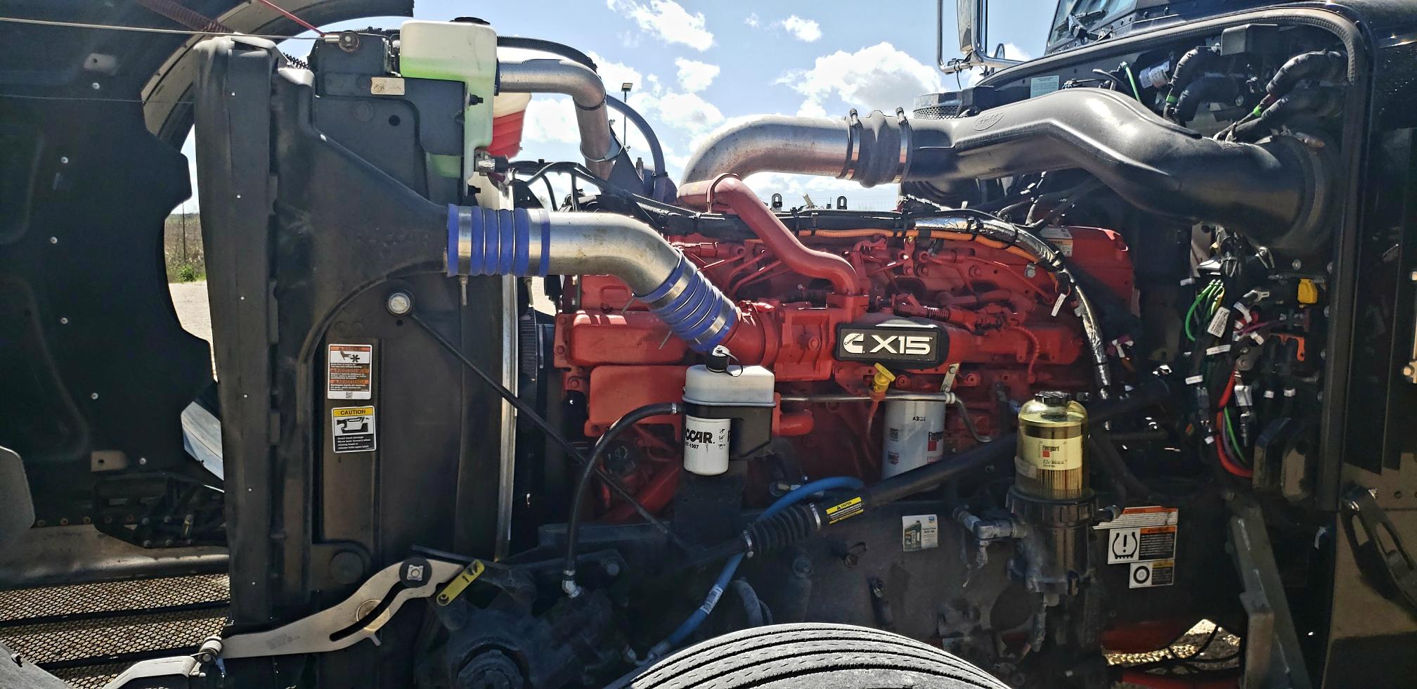 2024 PETERBILT 389 - Image 40