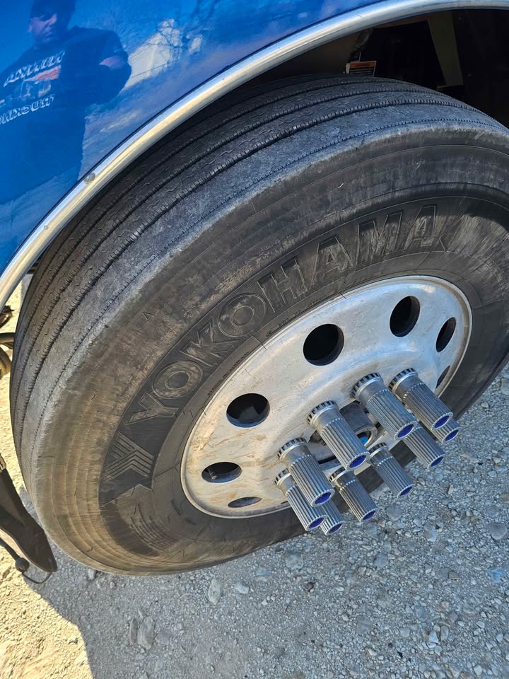 2015 KENWORTH W900 - Image 16