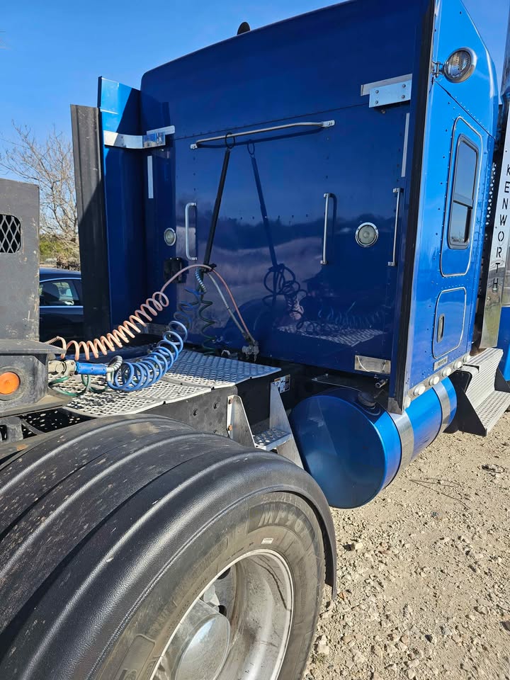 2015 KENWORTH W900 - view 8 of 36