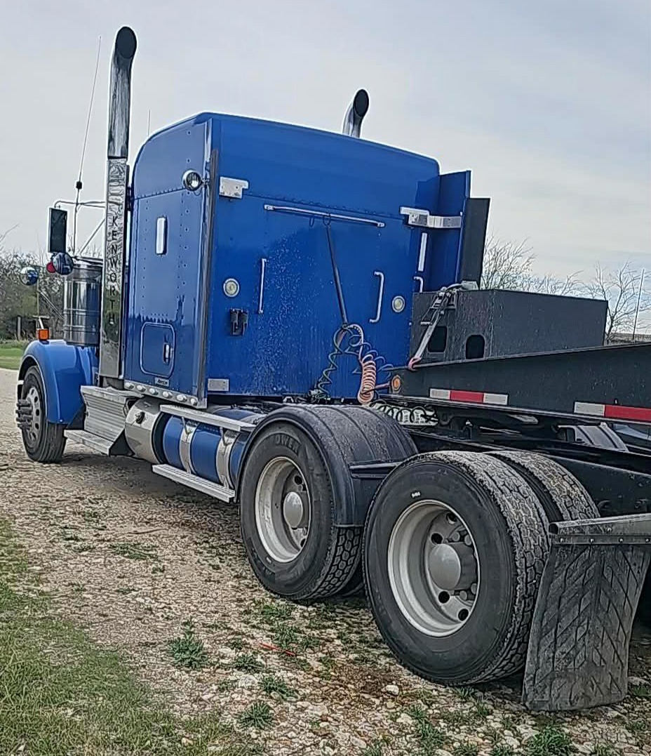 2015 KENWORTH W900 - Image 5