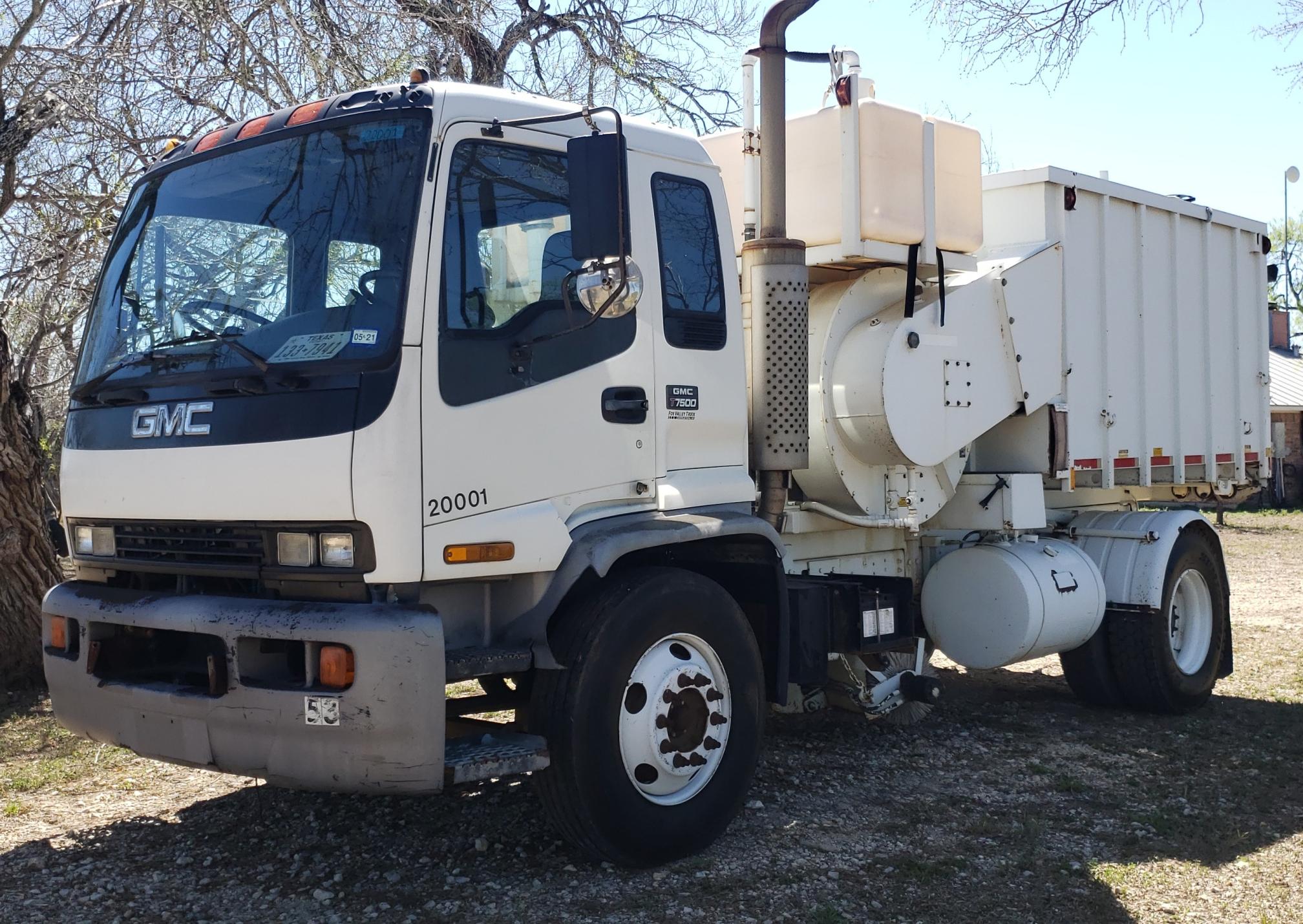 1999 GMC T7500