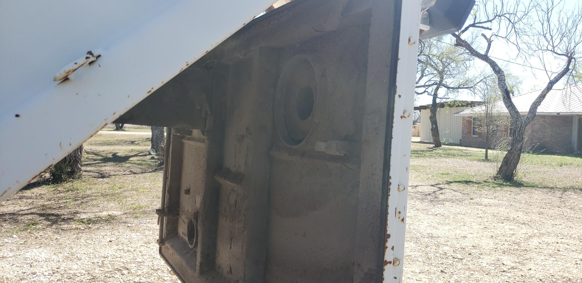 1999 GMC T7500 - Image 21