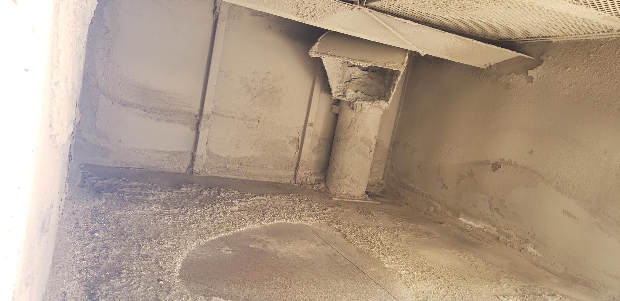 1999 GMC T7500 - Image 22