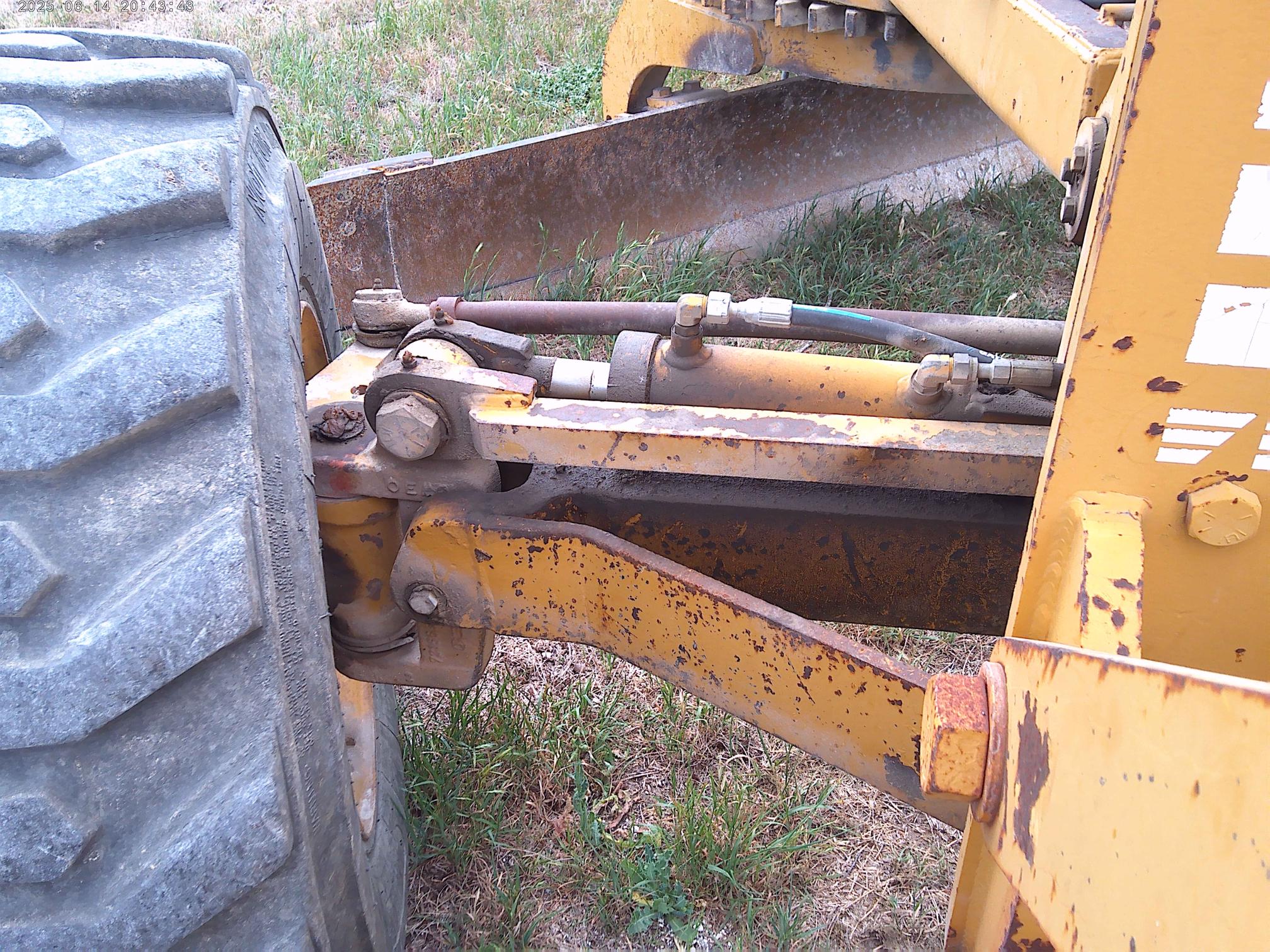 1985 FIATALLIS 65C - view 10 of 27