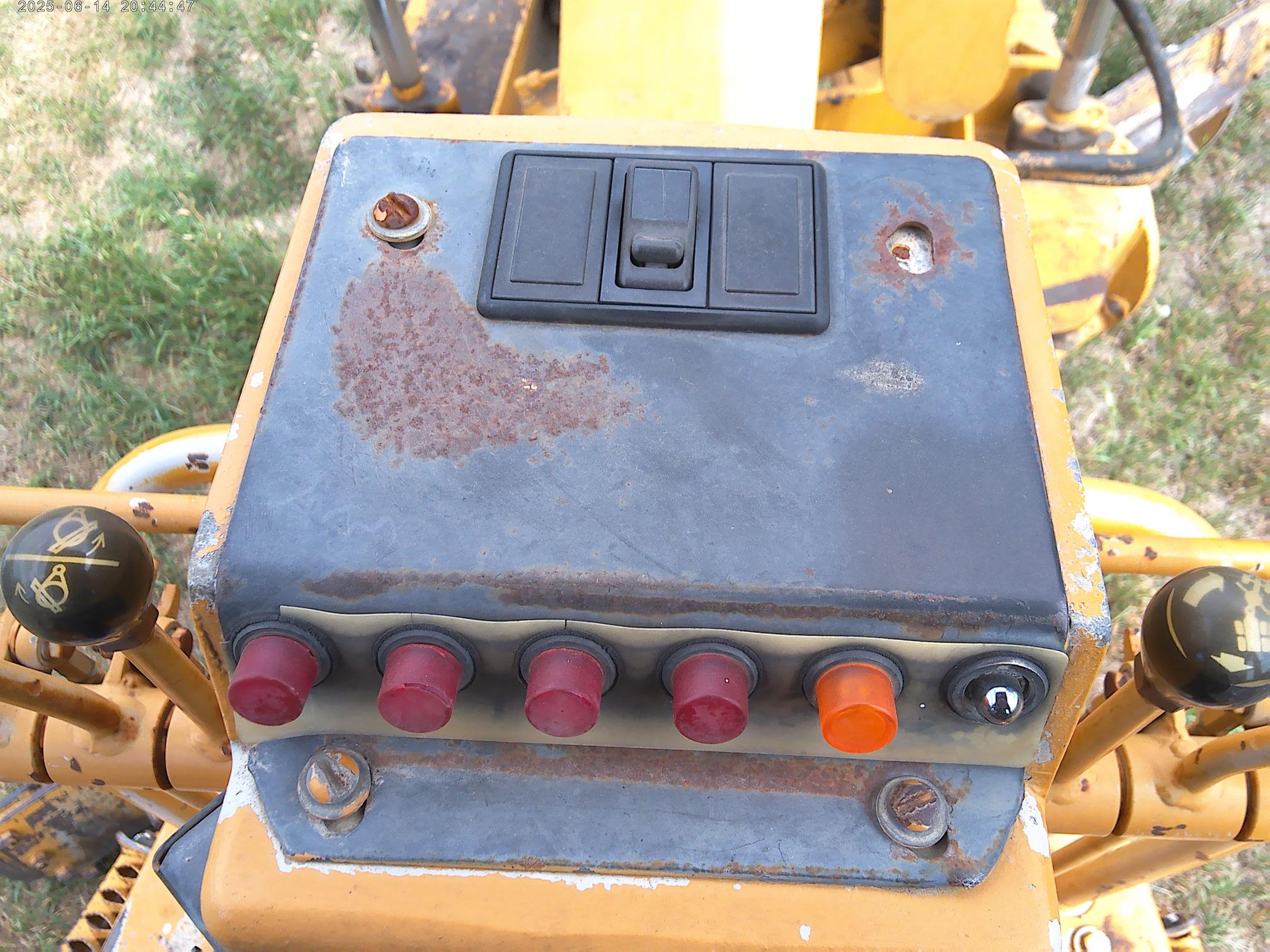 1985 FIATALLIS 65C - view 16 of 27