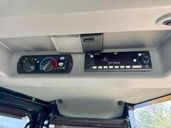 2019 CATERPILLAR D8T - Image 11