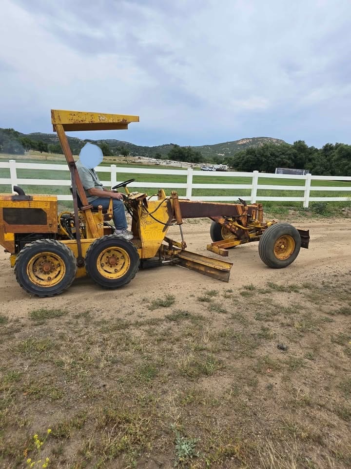 1975 BLADE-MOR 707 - view 1 of 5