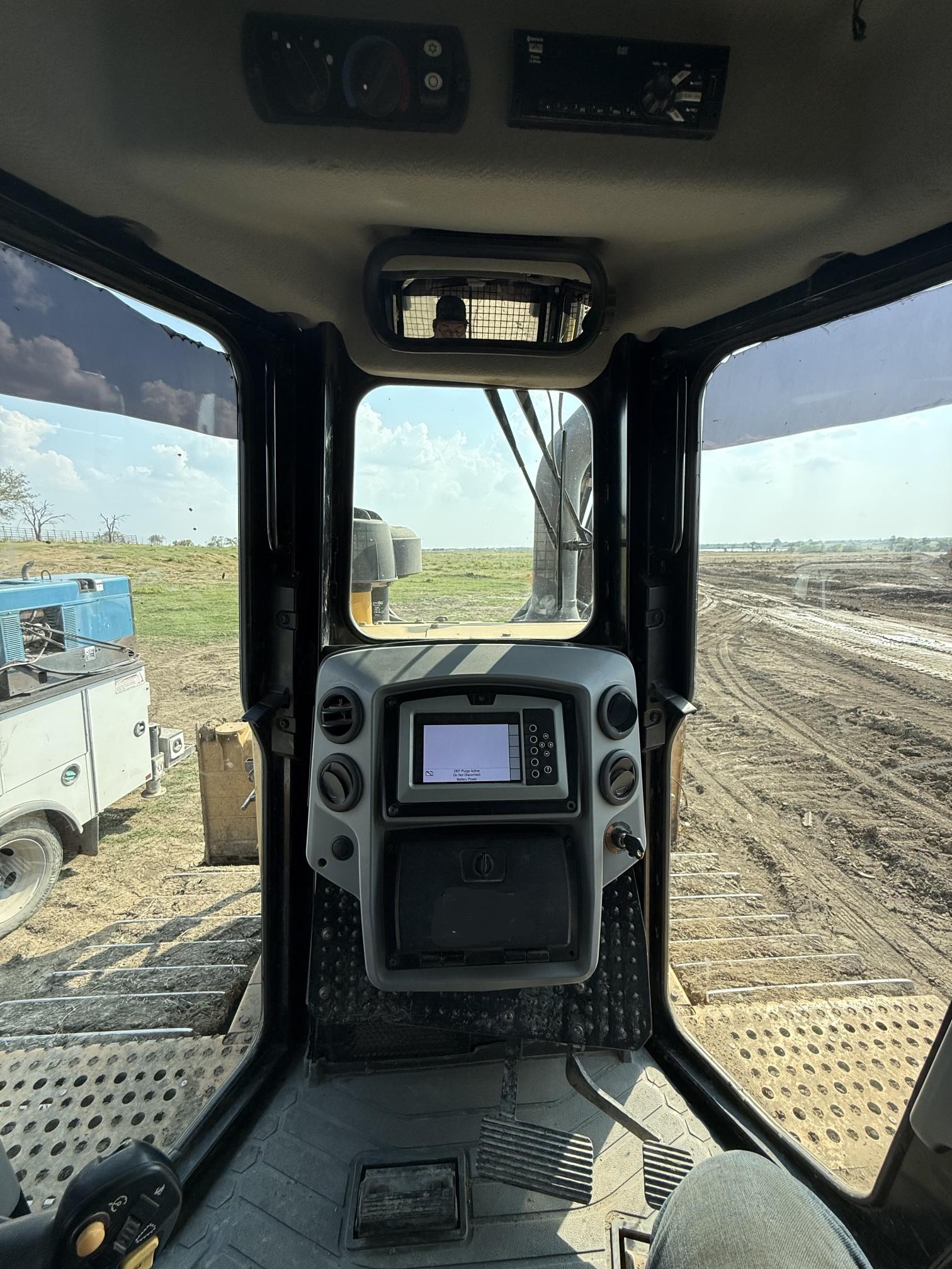 2018 CATERPILLAR D6T XW - view 11 of 11