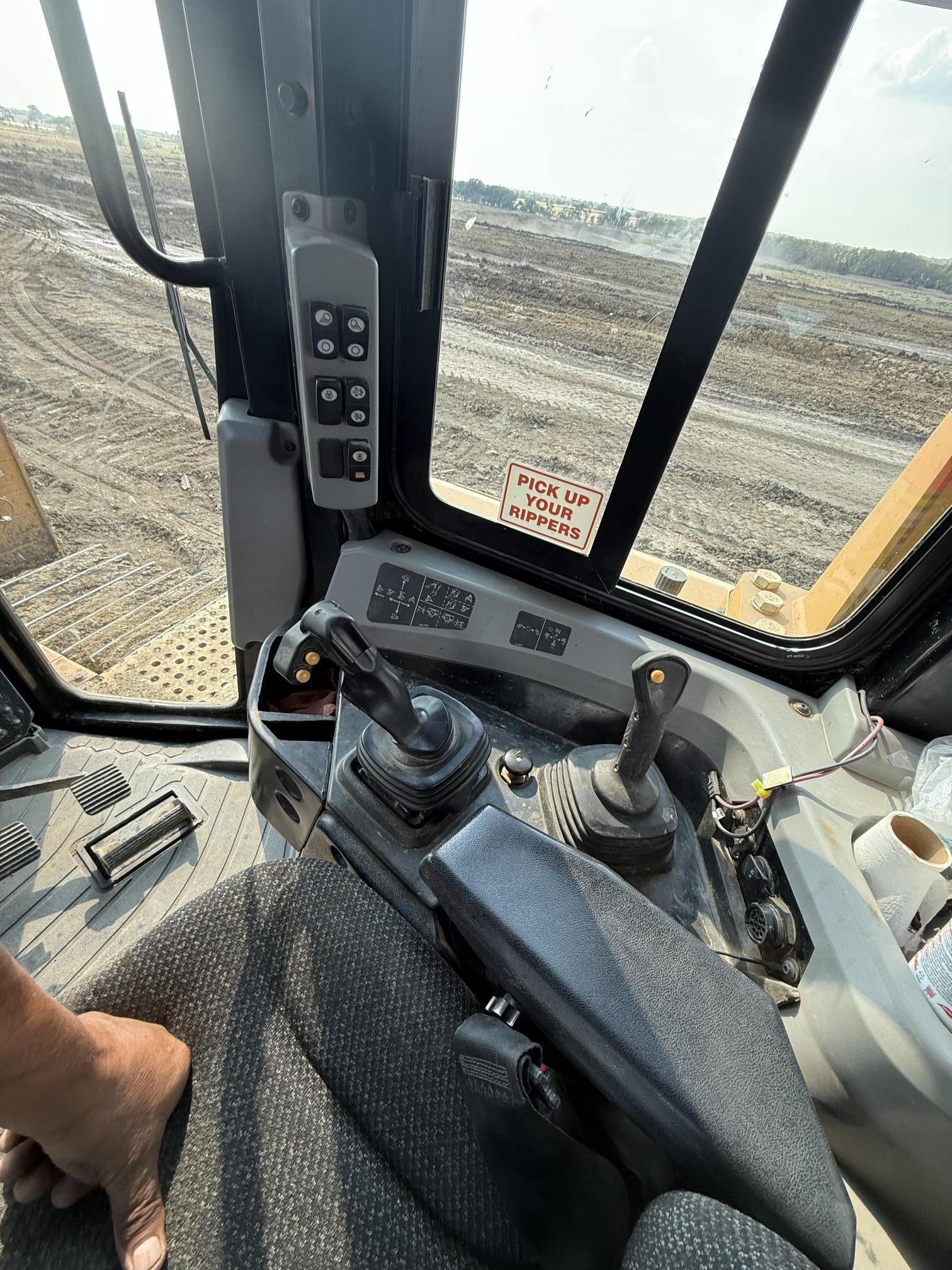 2018 CATERPILLAR D6T XW - view 10 of 11