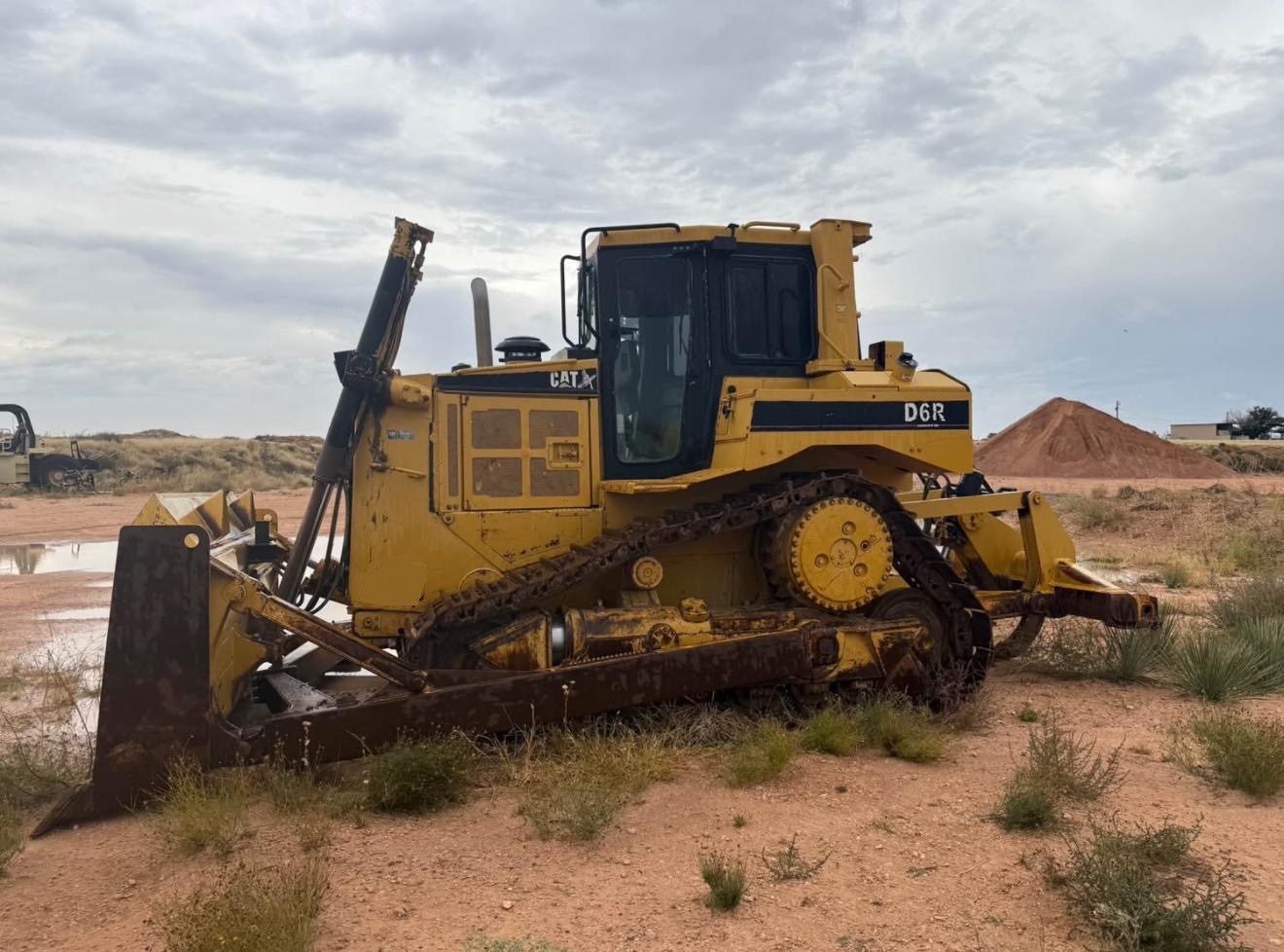2009 CATERPILLAR D6R