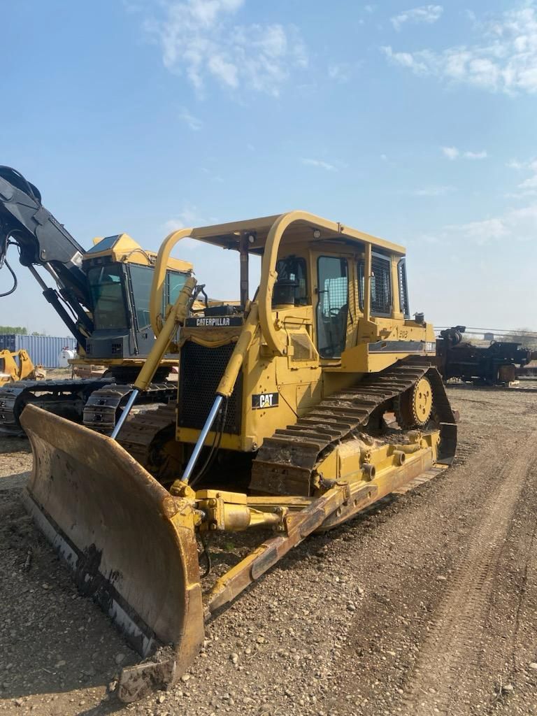 1986 CATERPILLAR D6H LGP - view 1 of 4