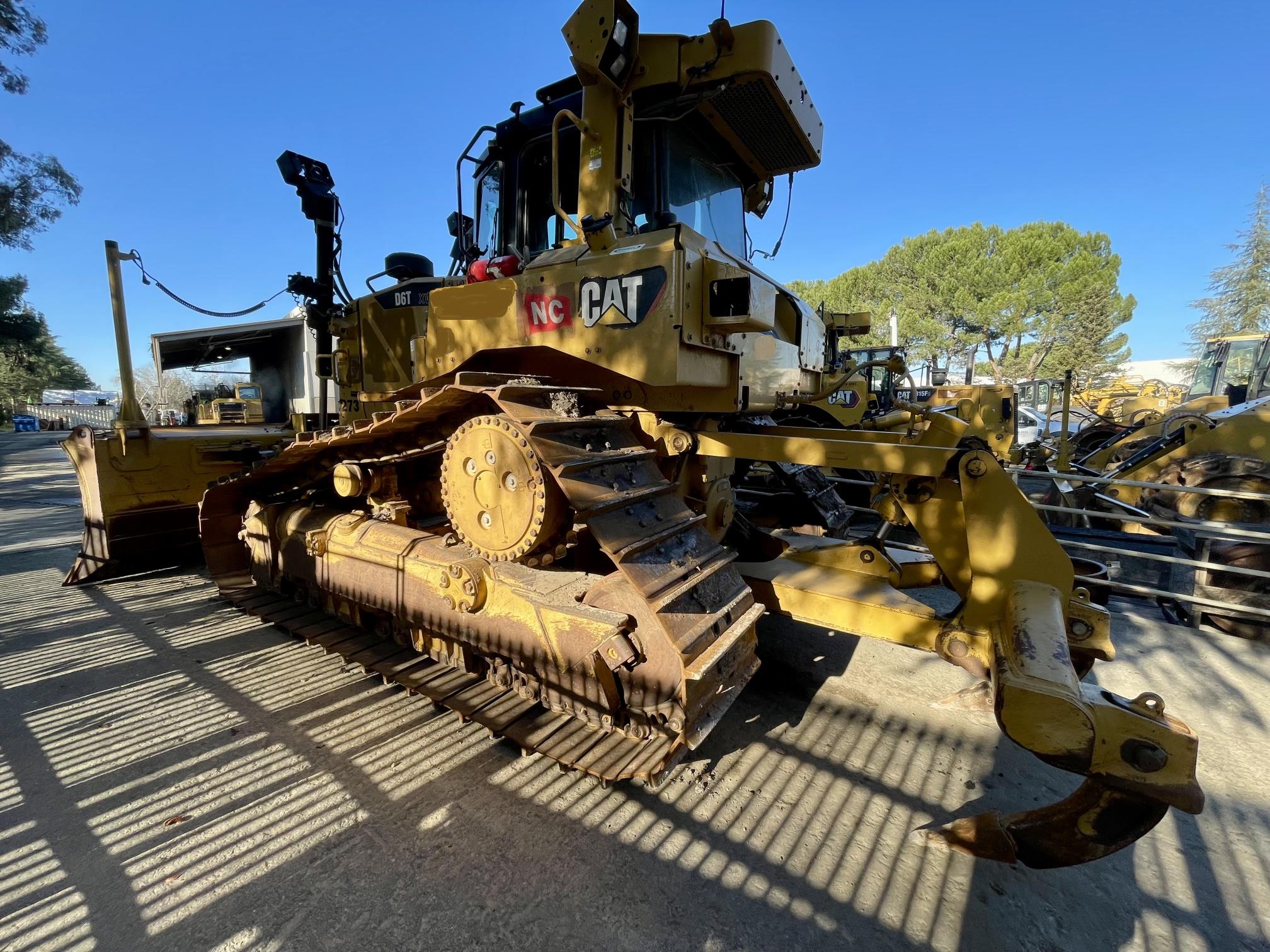 2014 CATERPILLAR D6T XW - view 3 of 8