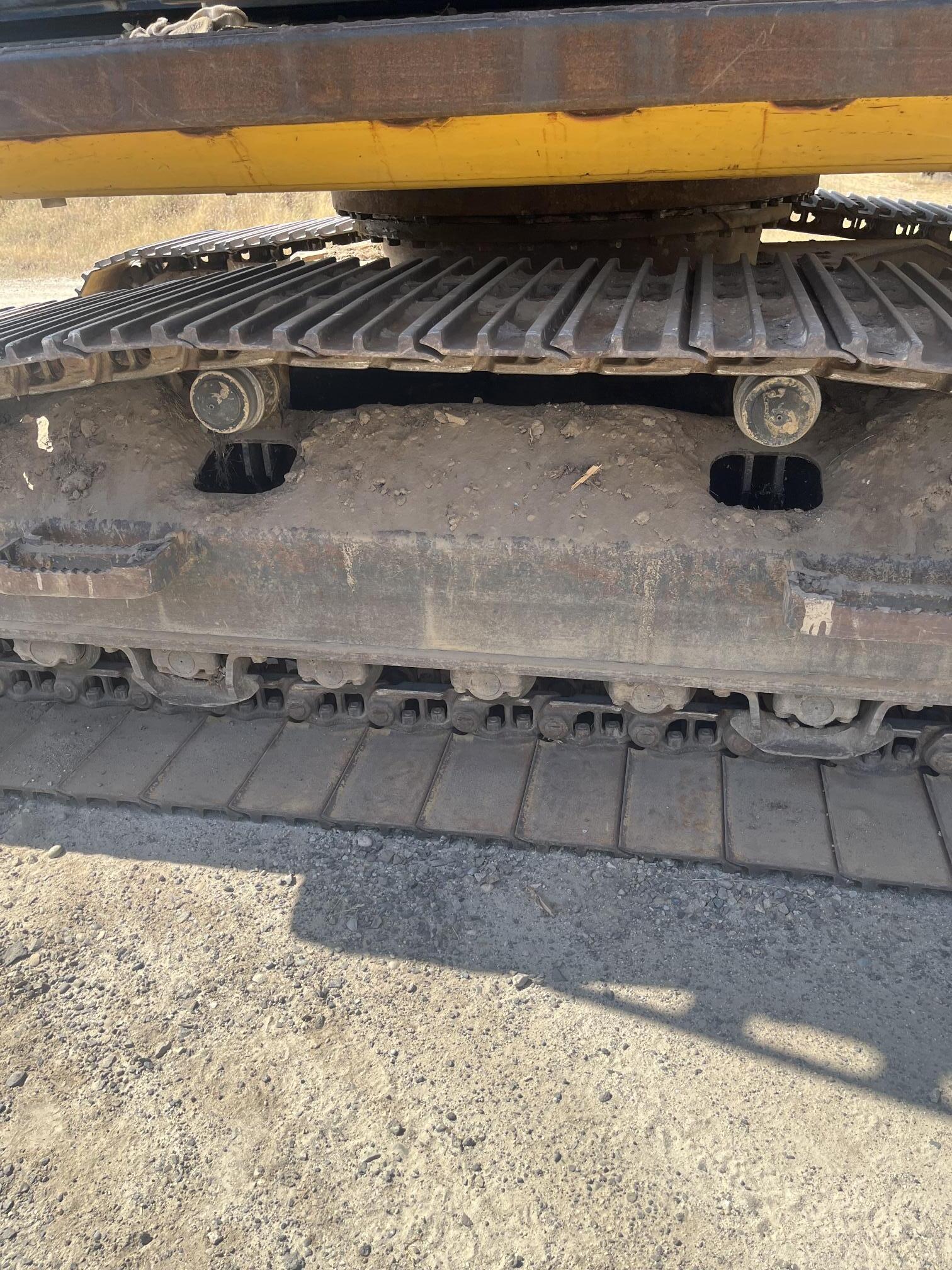 2012 KOMATSU PC200LC-8 - view 7 of 9